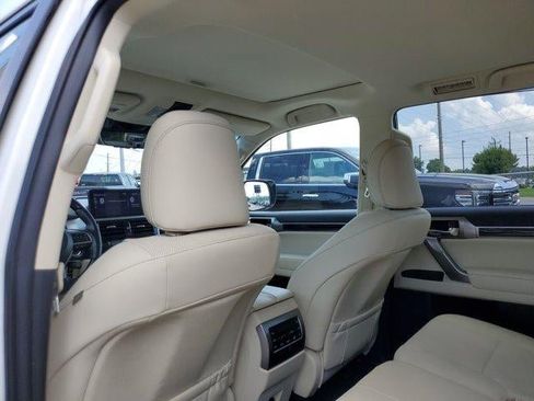 Used 2022 Lexus GX 460 Premium w/ Premium Plus Package AWD/4WD image 9