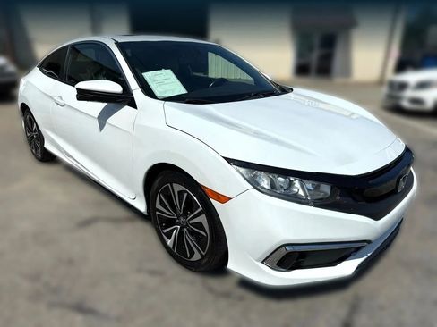 Used 2017 Honda Civic EX-L image 7
