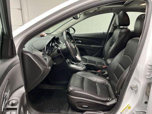 Used 2016 Chevrolet Cruze LTZ w/ Sun, Sound and Sport Package FWD image 3