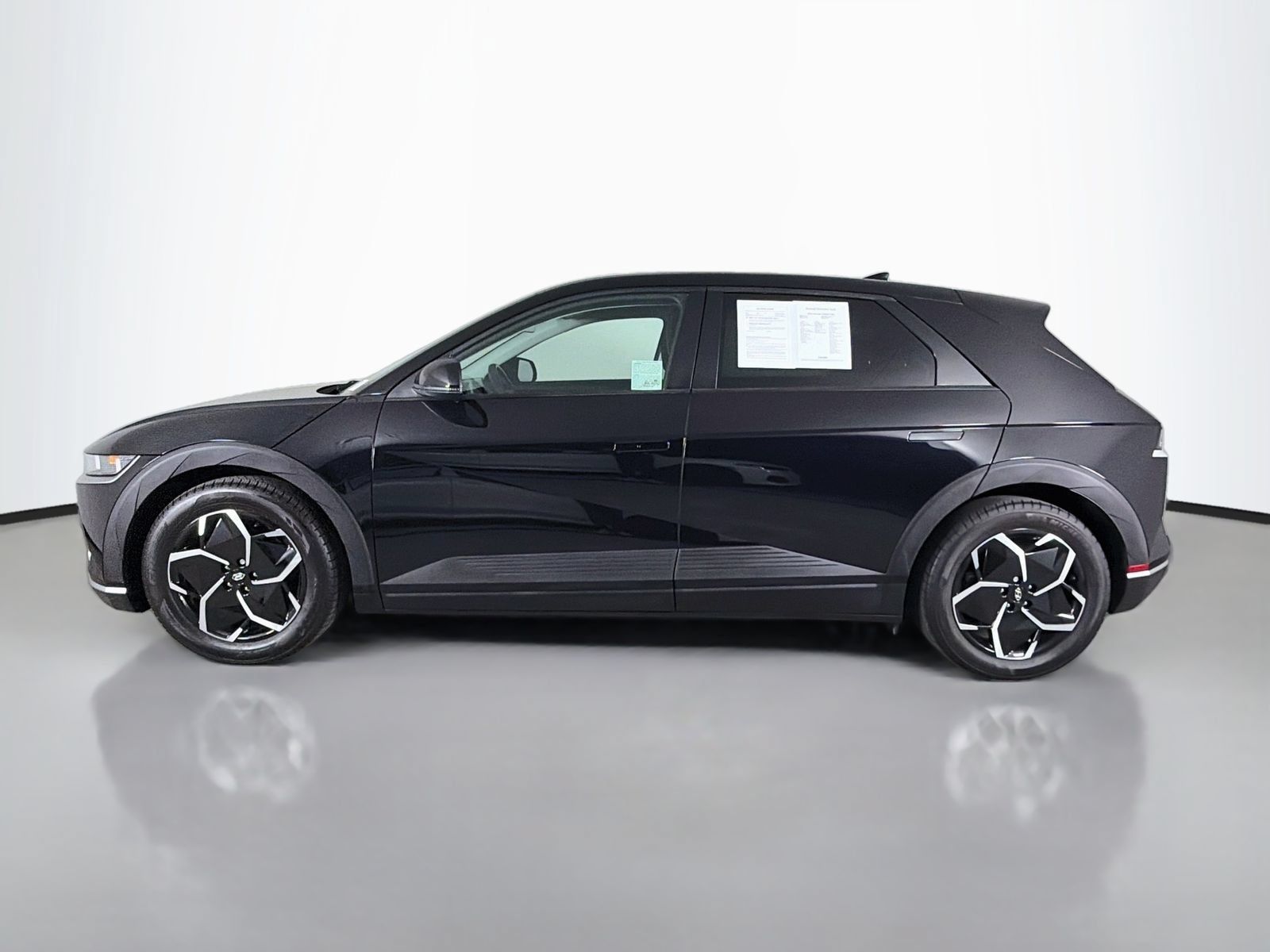 Used 2024 Hyundai Ioniq 5 SEL RWD image 4