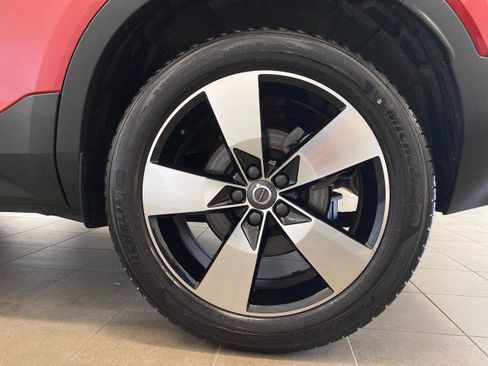 Used 2020 Volvo XC40 T5 Momentum AWD/4WD image 25