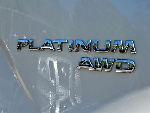 Certified 2024 Nissan Murano Platinum w/ Cargo Package image 37