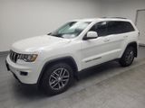 Used 2018 Jeep Grand Cherokee Laredo image 2