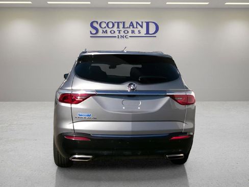 Used 2024 Buick Enclave Premium image 7
