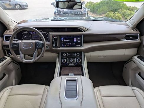 Used 2021 GMC Yukon XL Denali AWD/4WD image 20