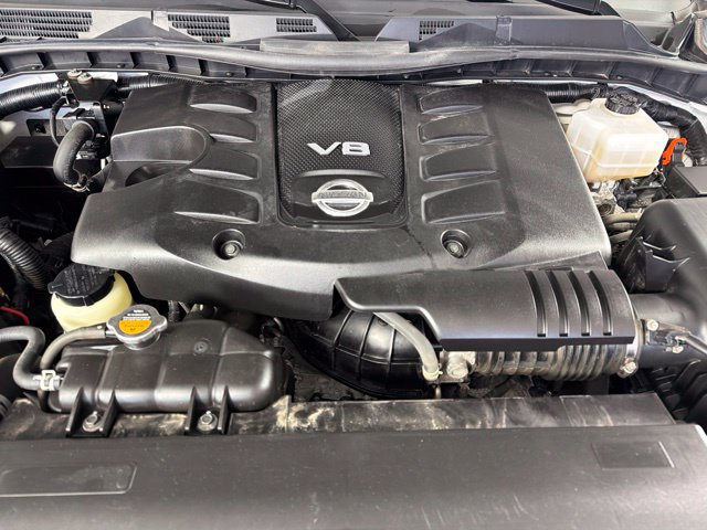 Used 2024 Nissan Armada SL w/ Captain's Chairs Package AWD/4WD image 33