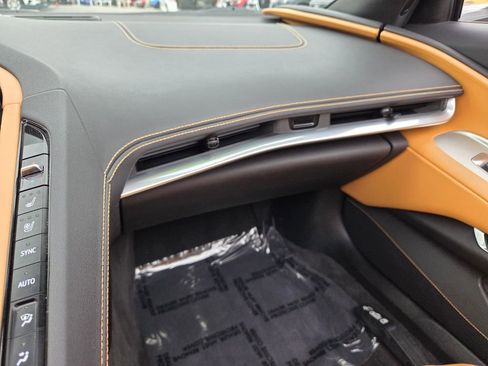 Certified 2022 Chevrolet Corvette 2LT image 27