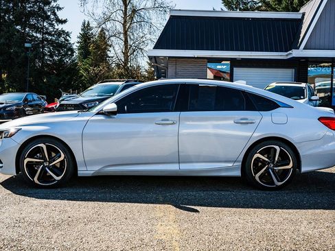 Used 2018 Honda Accord Sport image 20