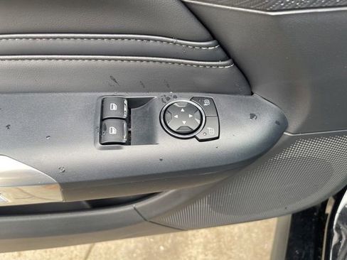 Used 2025 Ford Mustang GT Premium RWD image 4