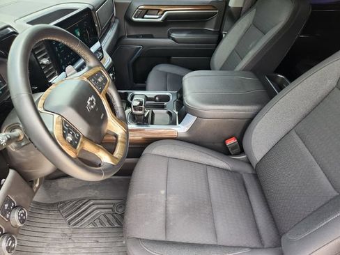 Used 2023 Chevrolet Silverado 1500 LT Trail Boss w/ Protection Package AWD/4WD image 13