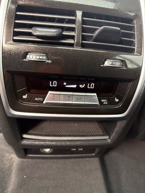 Used 2024 BMW X7 xDrive40i AWD/4WD image 10