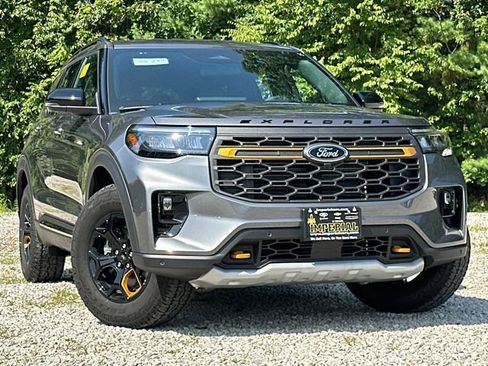 New 2026 Ford Explorer Tremor AWD/4WD image 2