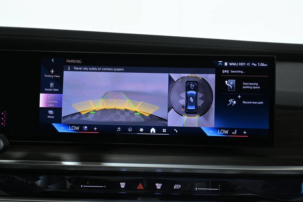 Certified 2023 BMW 760i xDrive w/ Executive Package AWD/4WD image 23
