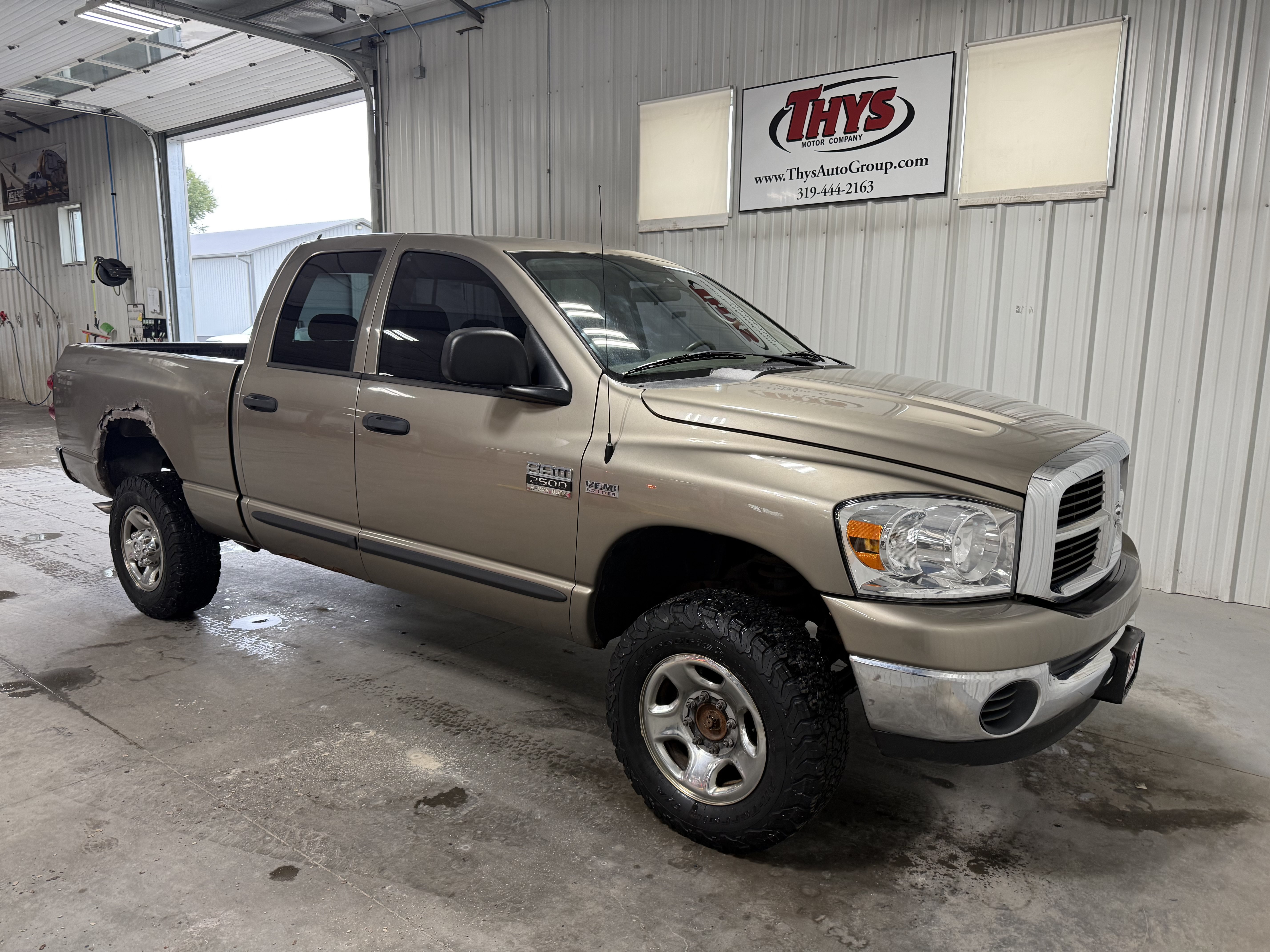 Used 2007 Dodge Ram 2500 Truck SLT AWD/4WD image 1