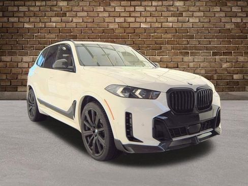 Used 2025 BMW X5 xDrive40i w/ M Sport Package AWD/4WD image 1