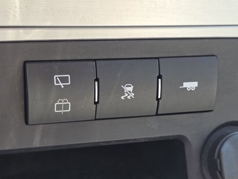 Used 2009 GMC Acadia SLE w/ Visibility Package FWD image 5