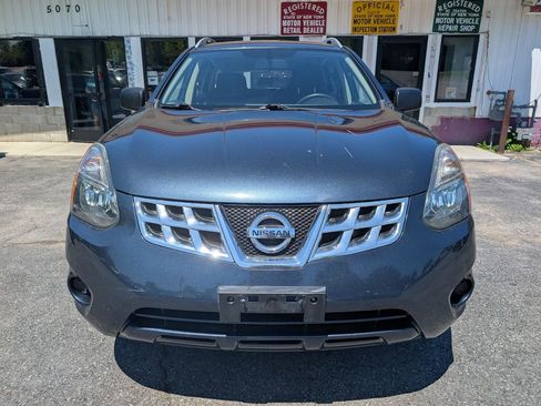 Used 2015 Nissan Rogue S w/ Convenience Package AWD/4WD image 2