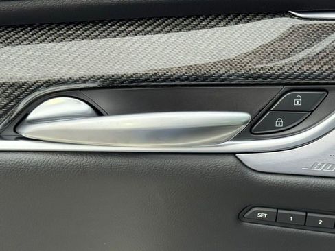 New 2026 Cadillac XT5 Sportv image 17