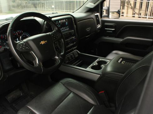 Used 2019 Chevrolet Silverado 2500 LTZ w/ Duramax Plus Package AWD/4WD image 13