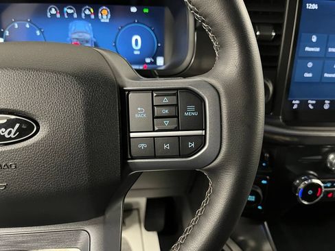 Used 2025 Ford F150 Lariat AWD/4WD image 30