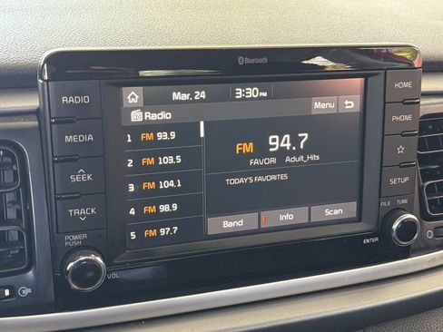 Used 2020 Kia Rio S image 5