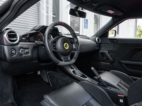 Used 2020 Lotus Evora image 6