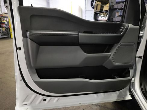 Used 2024 Ford F350 XLT w/ FX4 Off-Road Package image 10