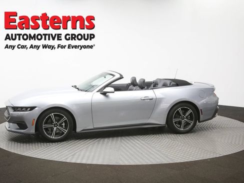 Used 2025 Ford Mustang Premium RWD image 55