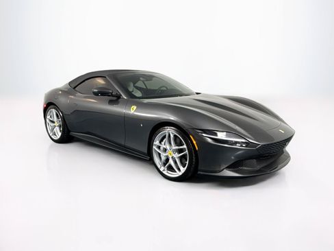 Used 2025 Ferrari Roma Spider RWD image 66