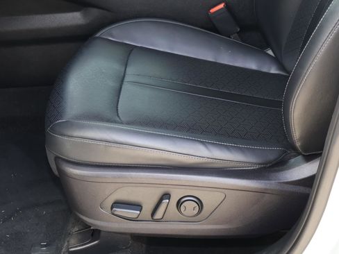 Used 2022 Kia Sorento EX image 13