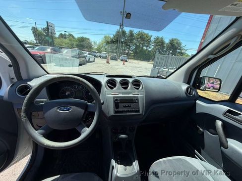 Used 2013 Ford Transit Connect XL image 17