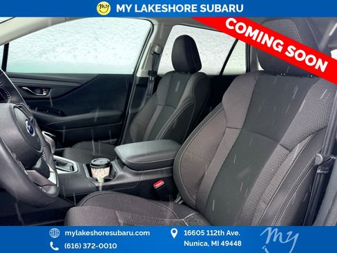 Used 2025 Subaru Outback Premium image 11
