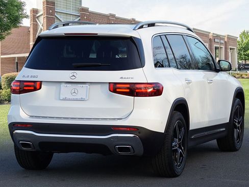 New 2026 Mercedes-Benz GLB 250 4MATIC image 6