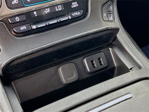 Used 2019 GMC Yukon XL Denali w/ Open Road Package image 20