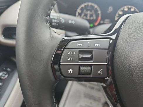 Used 2026 Honda HR-V EX-L image 23