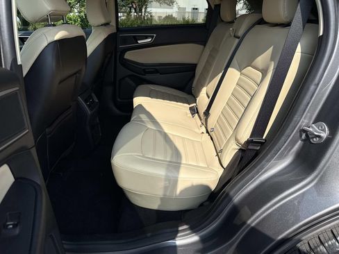 Used 2023 Ford Edge SEL AWD/4WD image 23
