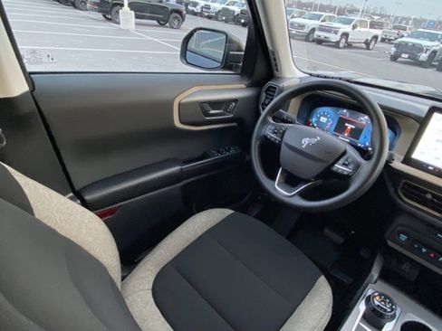 Used 2025 Ford Bronco Sport Big Bend image 26