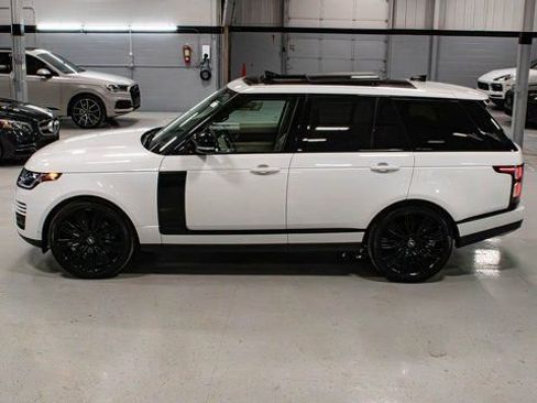 Used 2021 Land Rover Range Rover Westminster Edition image 5