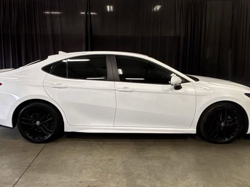 Certified 2025 Toyota Camry SE image 29