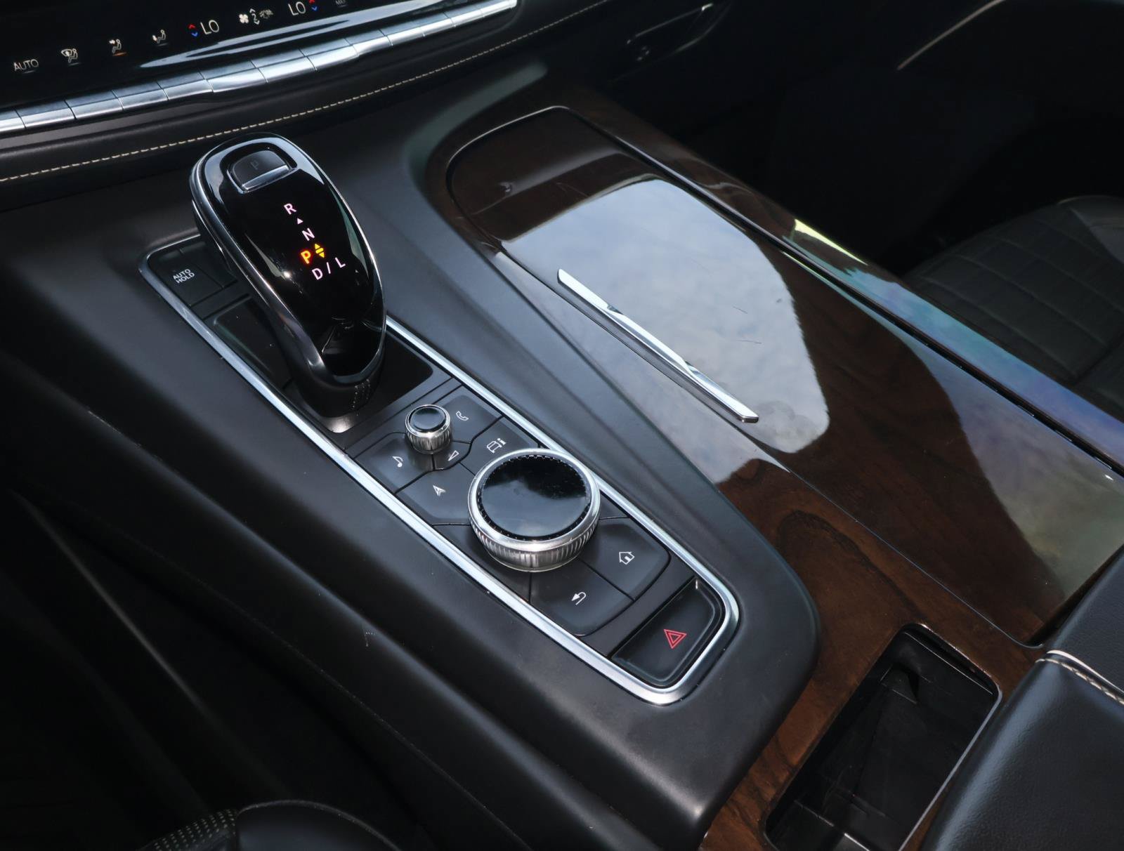 Used 2021 Cadillac Escalade Sport Platinum AWD/4WD image 27