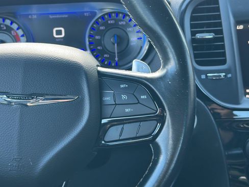 Used 2019 Chrysler 300 S w/ S Model Appearance Package RWD image 20