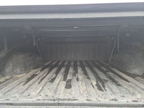 Used 2019 RAM 1500 Laramie AWD/4WD image 8