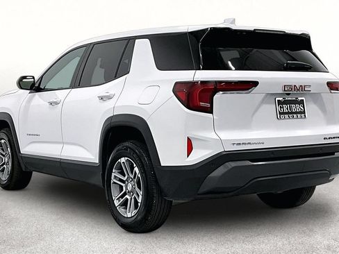 Used 2025 GMC Terrain Elevation FWD image 15