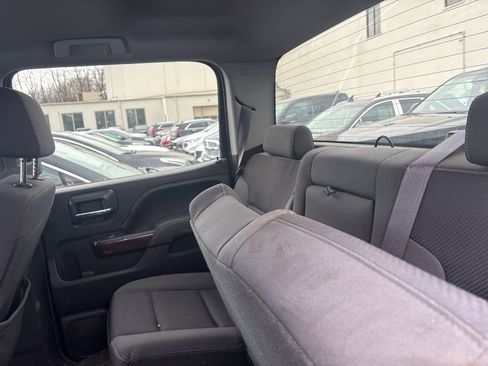 Used 2017 GMC Sierra 1500 SLE image 10