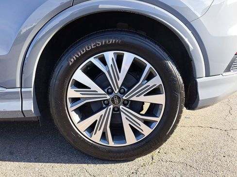 Certified 2024 Audi Q4 e-tron Premium image 37