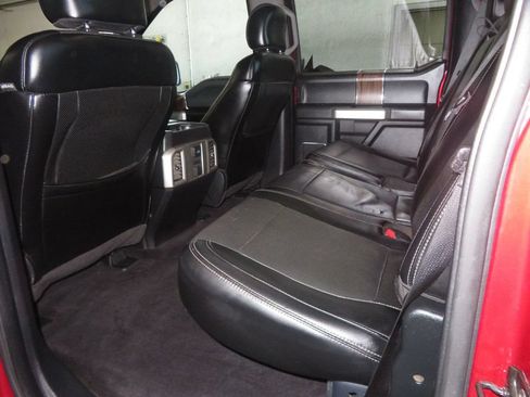 Used 2016 Ford F150 Lariat w/ Equipment Group 502A Luxury AWD/4WD image 25