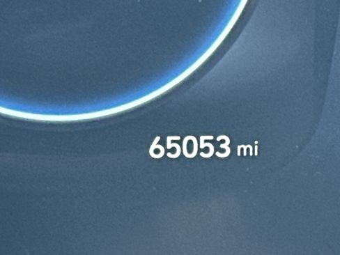 Used 2023 Hyundai Santa Fe SEL w/ Premium Package image 28