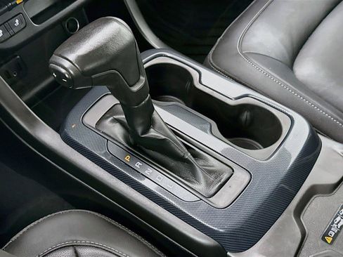 Used 2021 Chevrolet Colorado Z71 w/ Safety Package RWD image 25