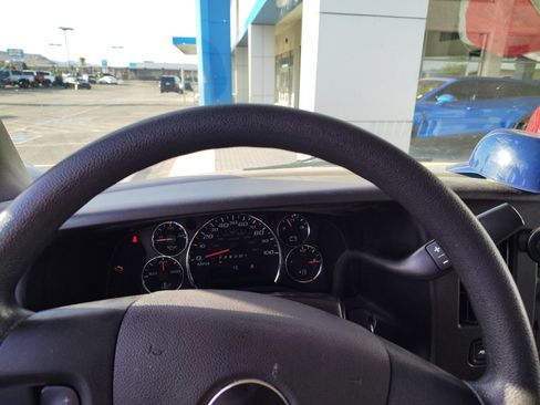 Used 2019 Chevrolet Express 3500 LT w/ LT Preferred Equipment Group RWD image 8