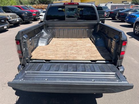 Used 2022 Nissan Frontier SV AWD/4WD image 23